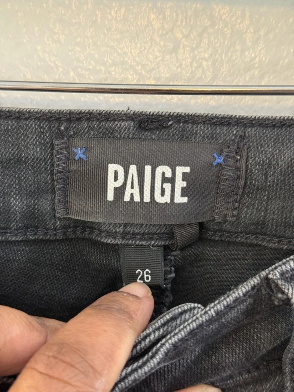 Anthropologie Paige Hoxton Skinny Jeans Button Fly Size 26‎ High Rise Ankle Fit